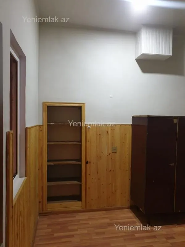 Satılır 2 otaqlı köhnə tikili 45 m²