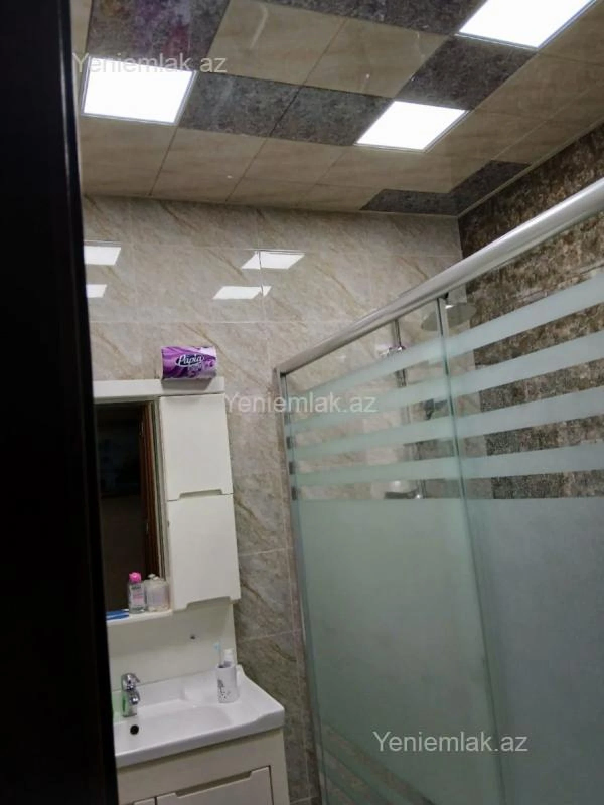 Satılır 4 otaqlı yeni tikili 110 m²