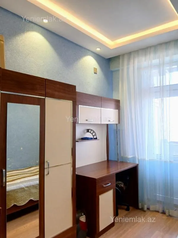 Satılır 4 otaqlı yeni tikili 110 m²