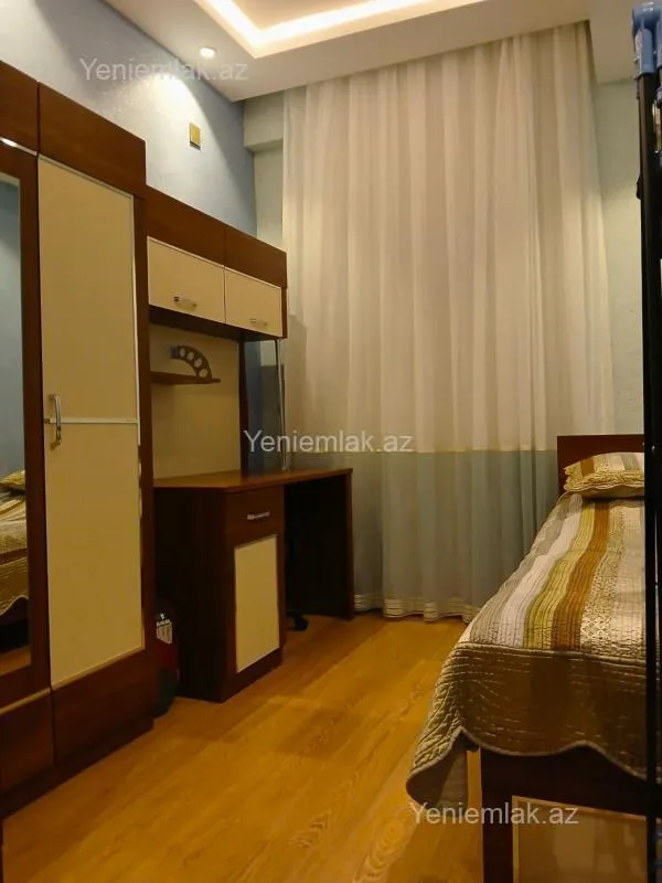 Satılır 4 otaqlı yeni tikili 110 m²