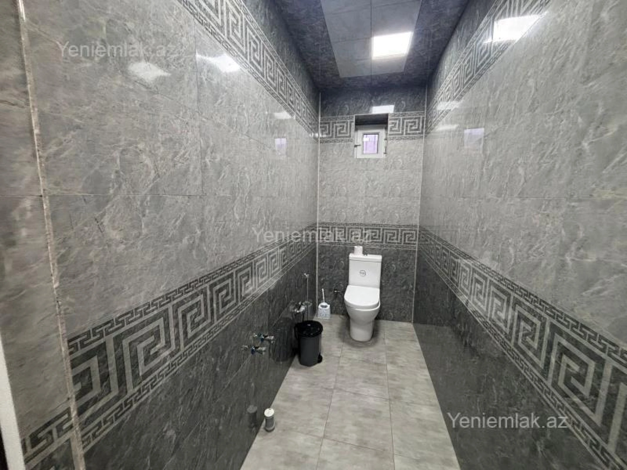 Satılır 5 otaqlı həyət evi 350 m²