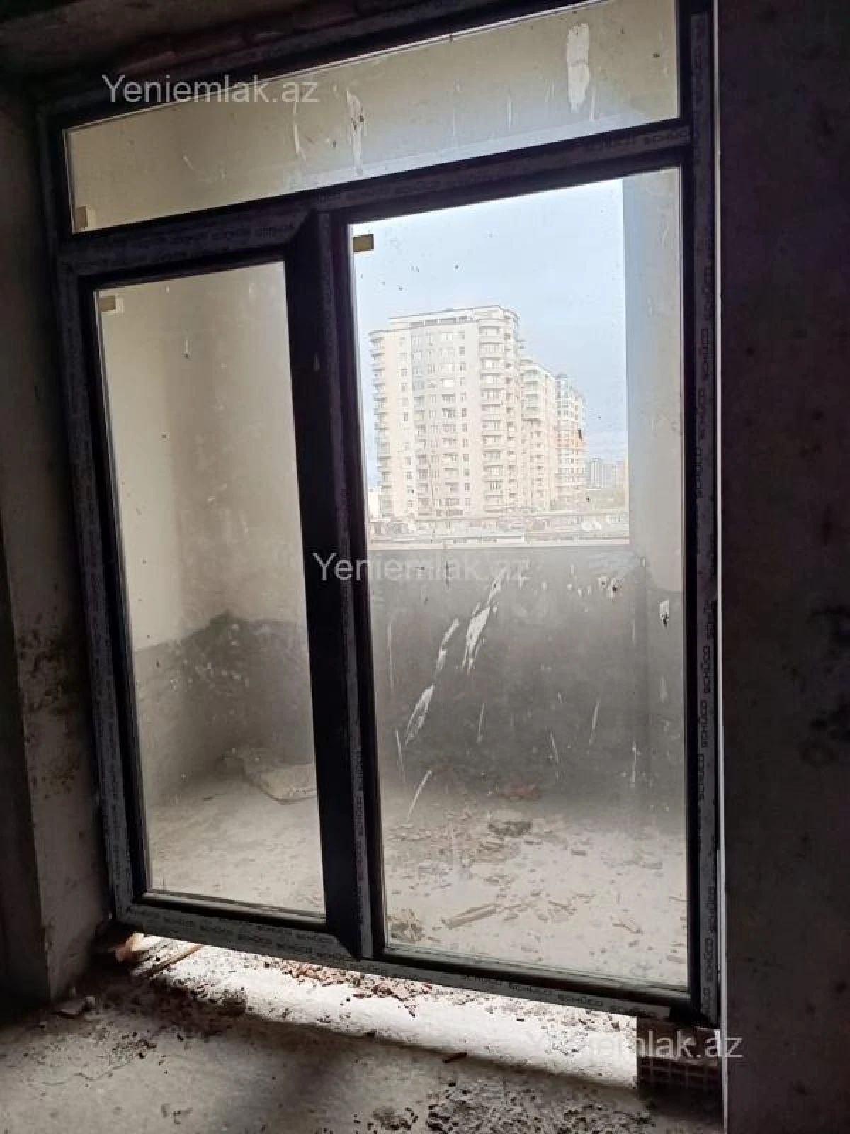 Satılır 2 otaqlı yeni tikili 97 m²