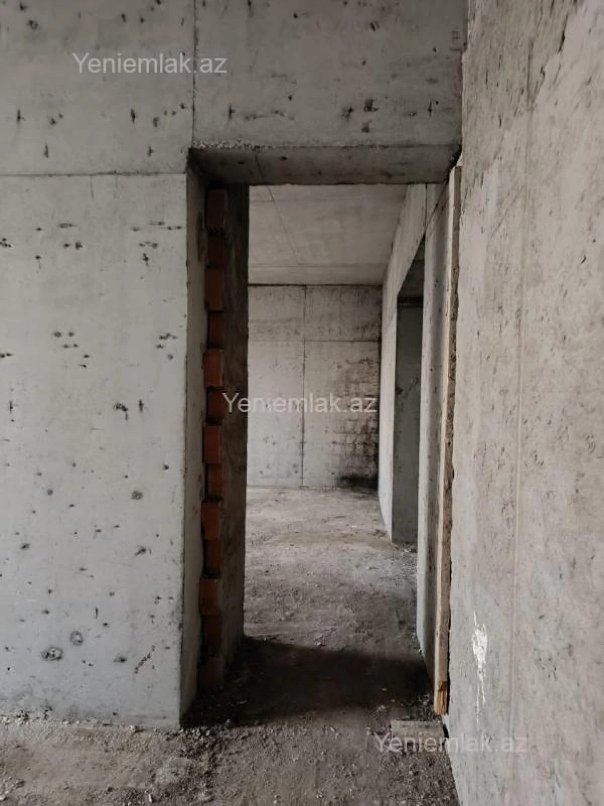 Satılır 2 otaqlı yeni tikili 97 m²