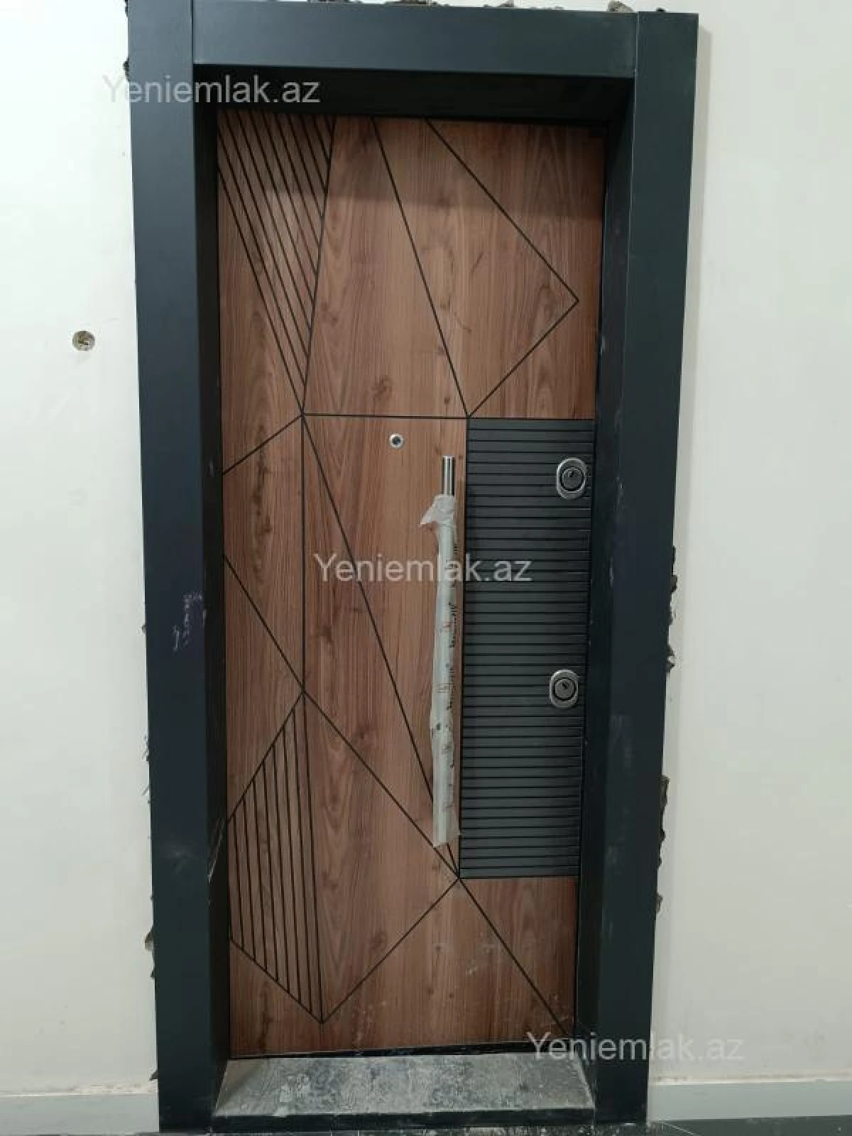 Satılır 2 otaqlı yeni tikili 97 m²