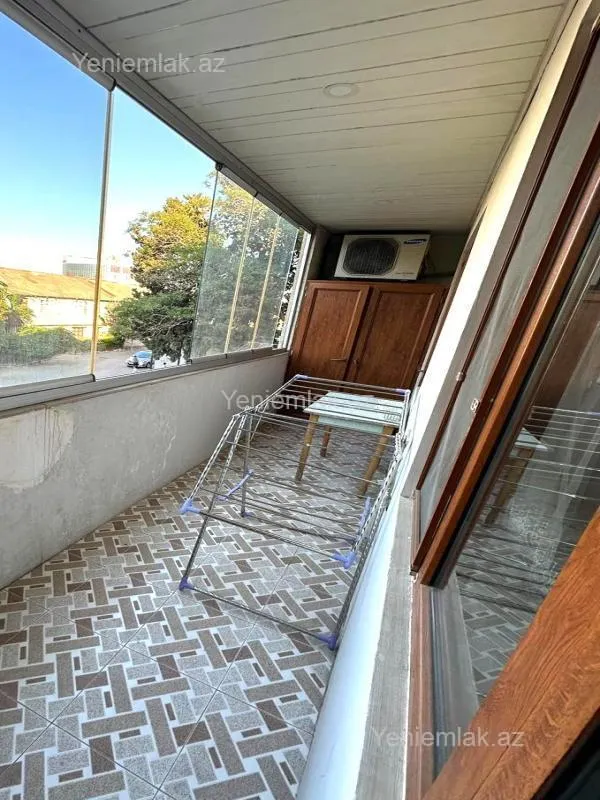Satılır 4 otaqlı köhnə tikili 85 m²