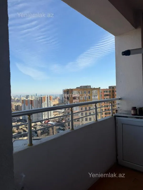 Satılır 4 otaqlı yeni tikili 160 m²