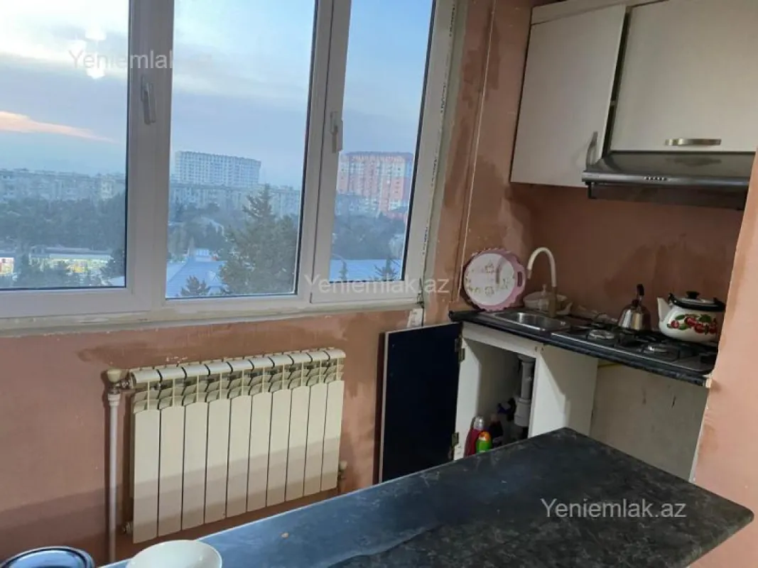 Satılır 2 otaqlı köhnə tikili 50 m²
