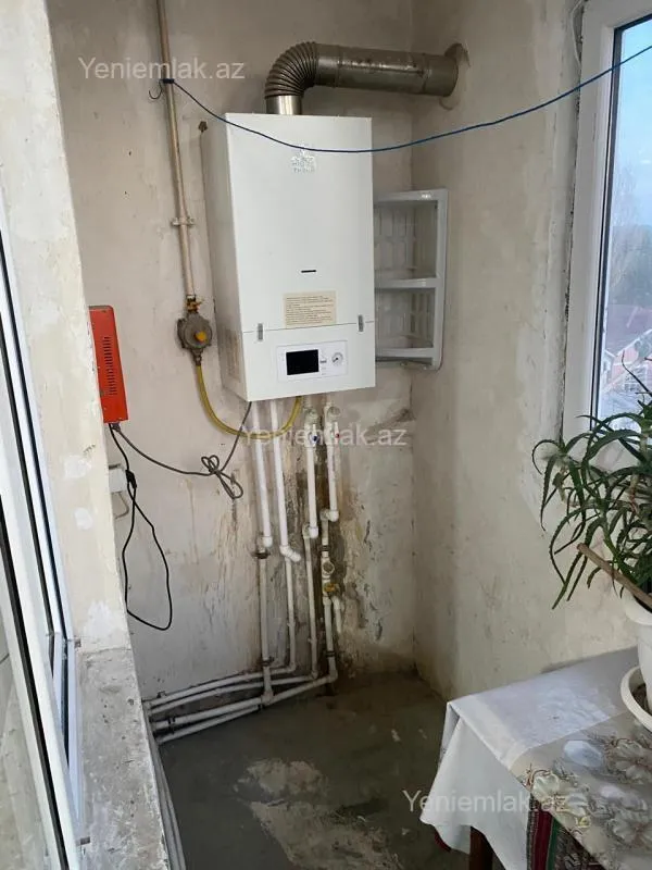 Satılır 2 otaqlı köhnə tikili 50 m²