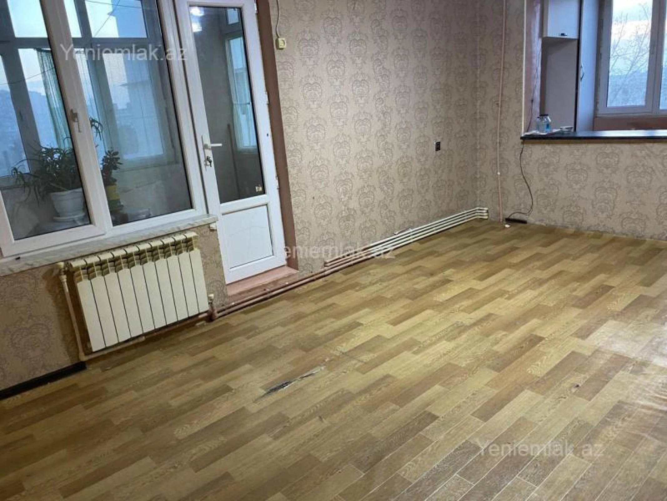 Satılır 2 otaqlı köhnə tikili 50 m²