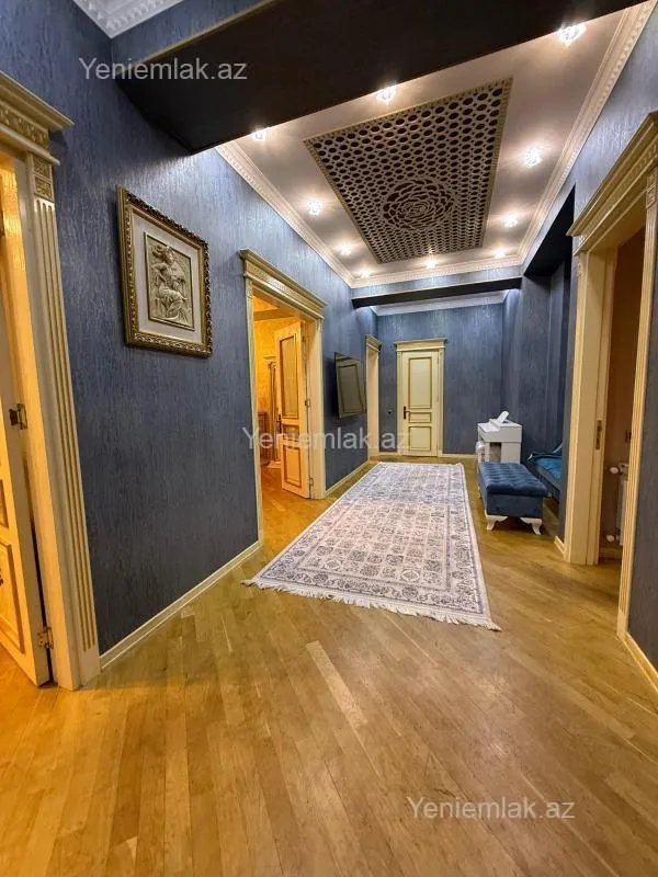 Satılır 3 otaqlı yeni tikili 125 m²