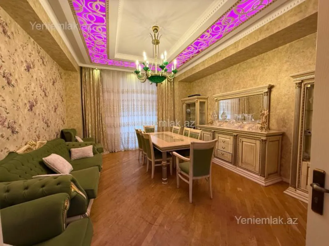 Satılır 3 otaqlı yeni tikili 125 m²