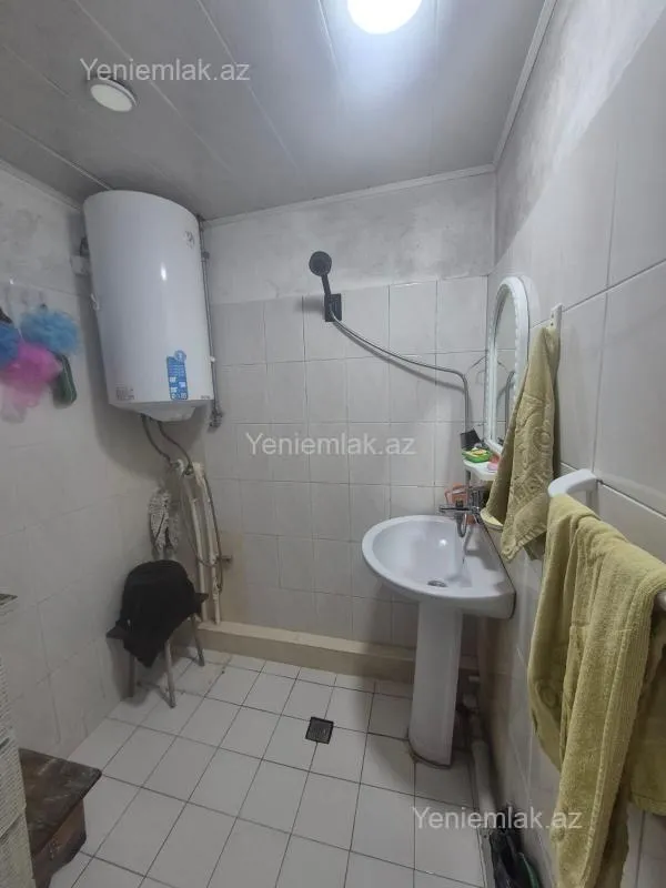 Satılır 3 otaqlı köhnə tikili 51 m²