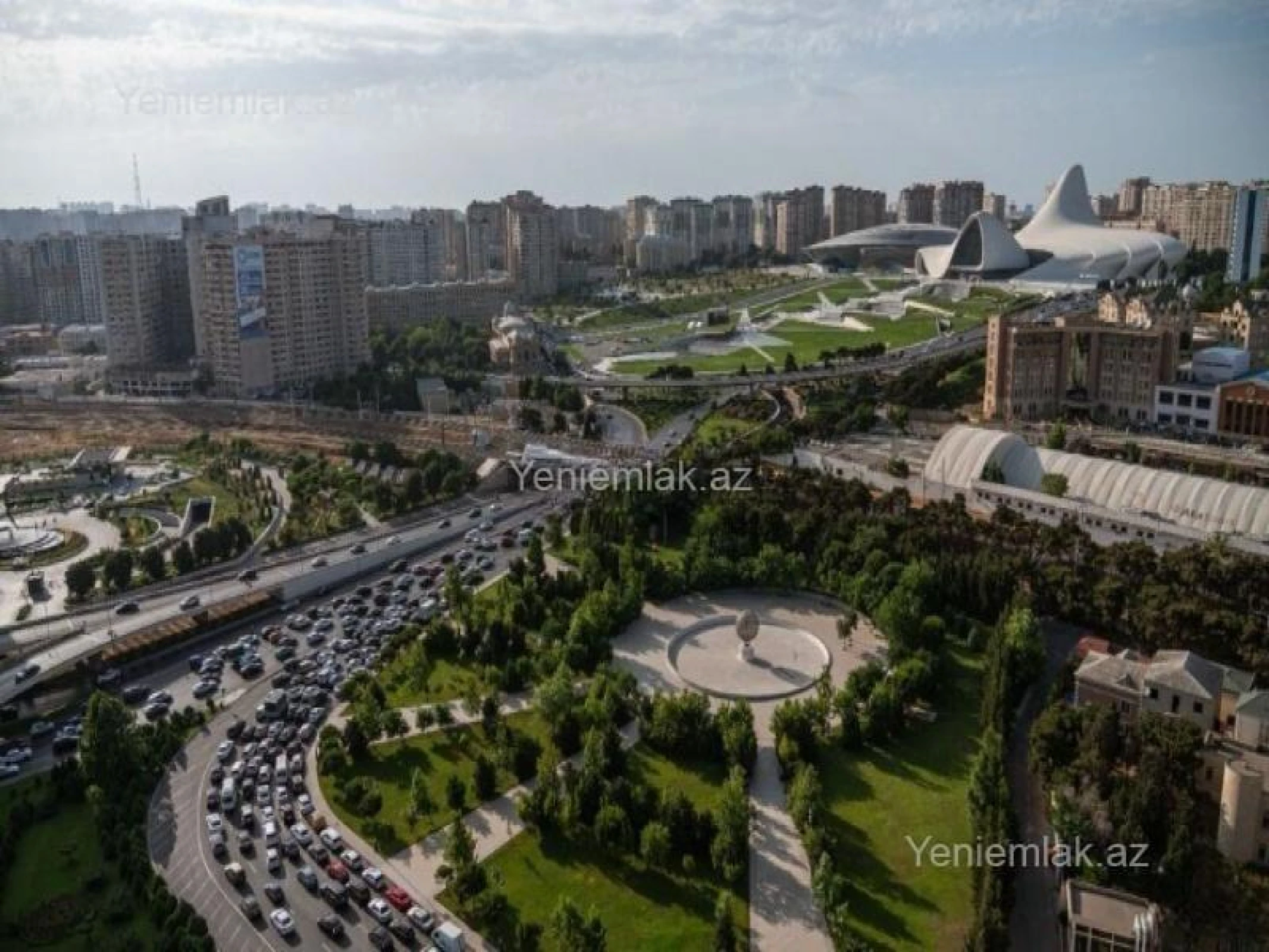 Satılır 3 otaqlı yeni tikili 144.5 m²