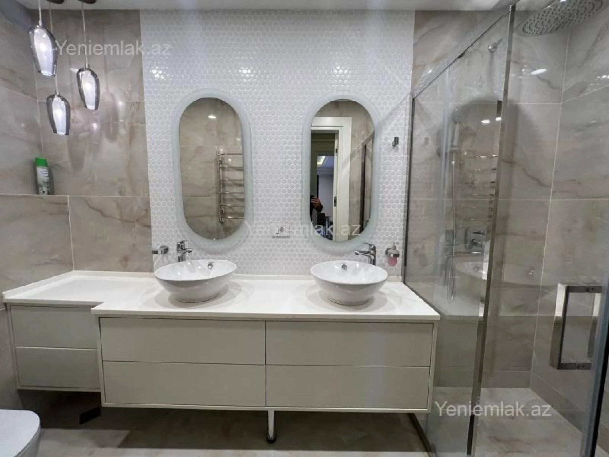 Satılır 4 otaqlı yeni tikili 260.5 m²