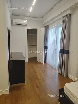 Satılır 4 otaqlı yeni tikili 260.5 m²
