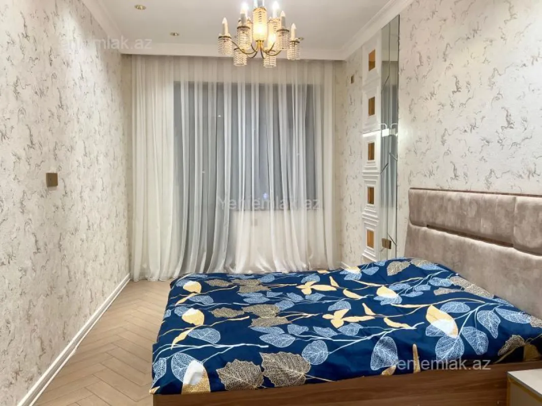 Satılır 3 otaqlı yeni tikili 79 m²