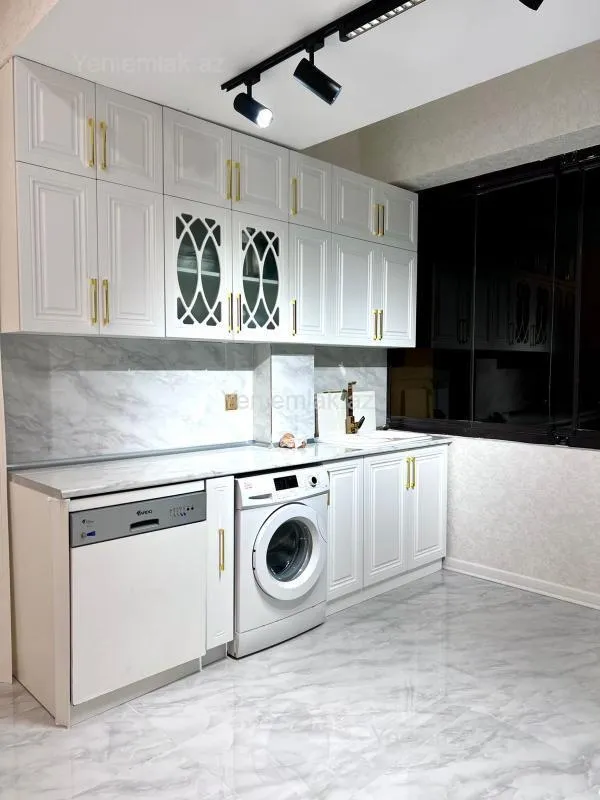 Satılır 3 otaqlı yeni tikili 79 m²