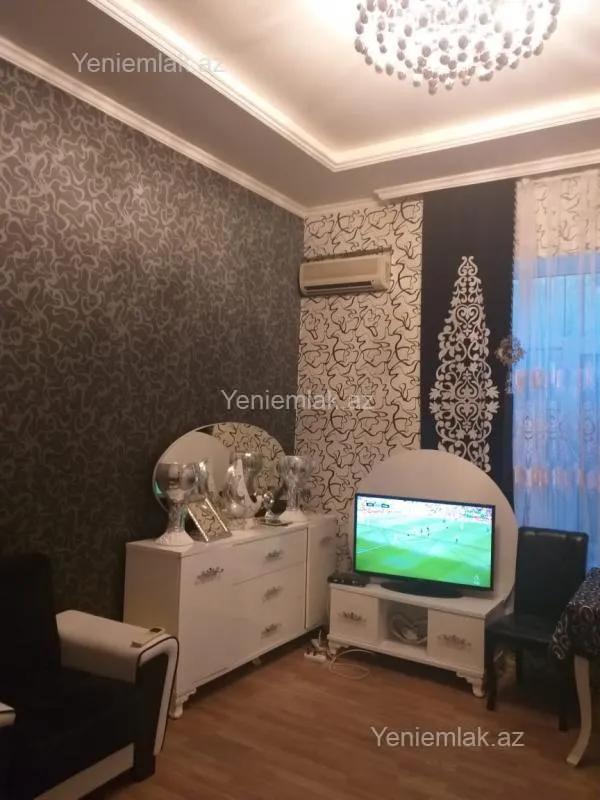 Satılır 2 otaqlı həyət evi 68 m²