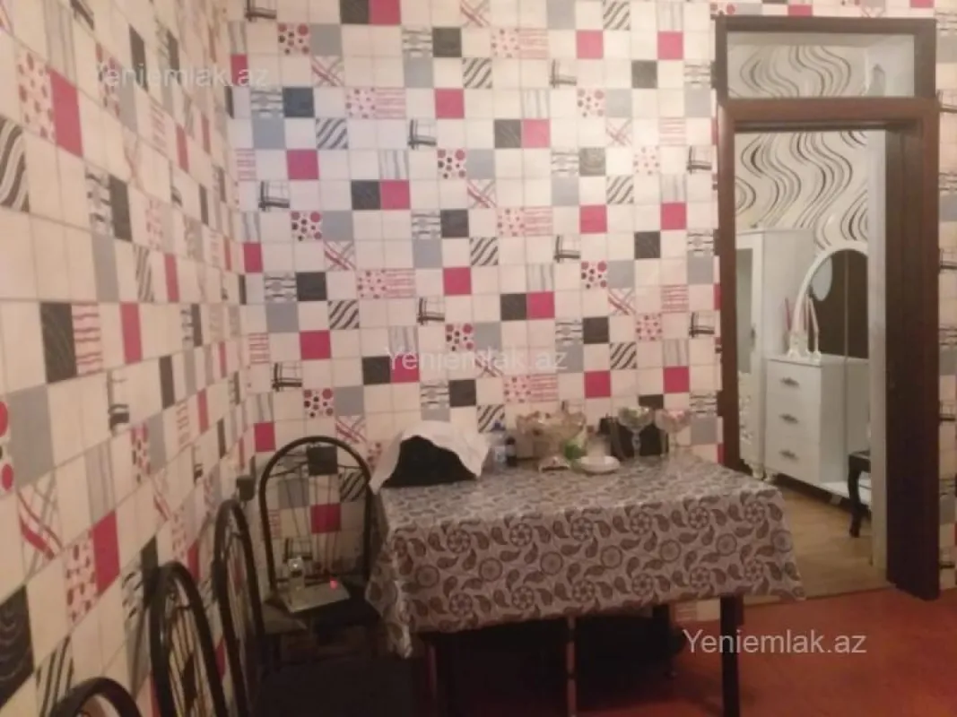 Satılır 2 otaqlı həyət evi 68 m²