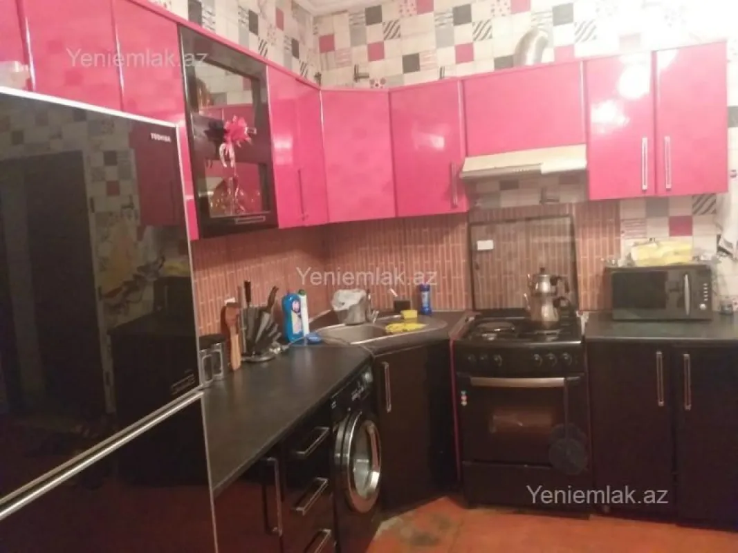 Satılır 2 otaqlı həyət evi 68 m²