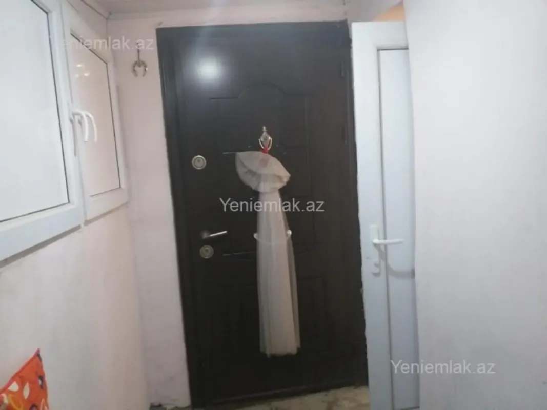 Satılır 2 otaqlı həyət evi 68 m²