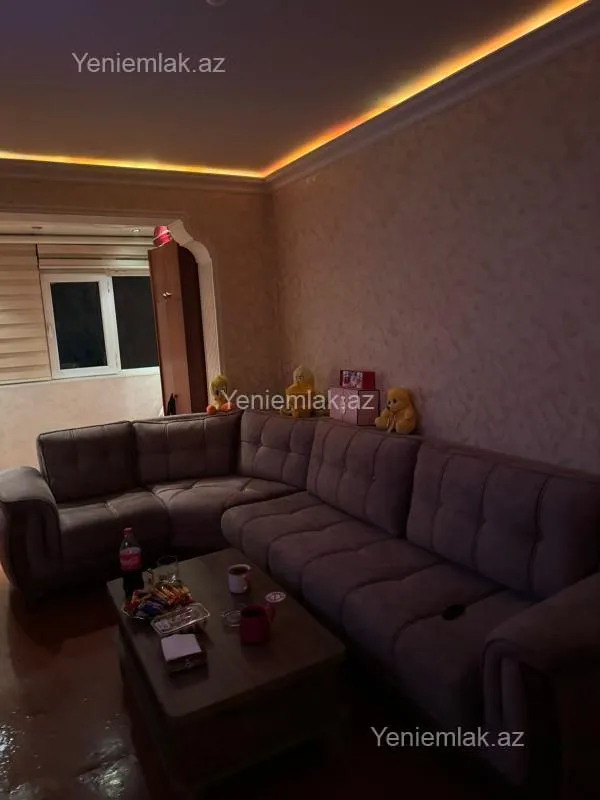 Satılır 2 otaqlı köhnə tikili 50 m²