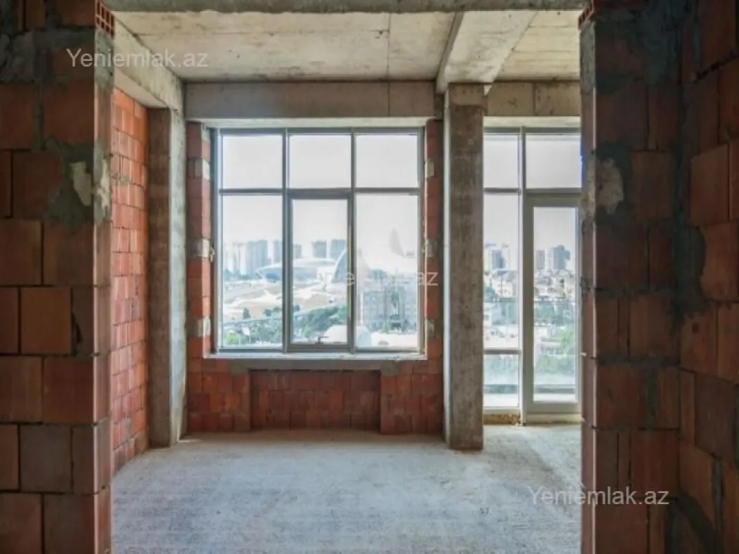 Satılır 4 otaqlı yeni tikili 163 m²