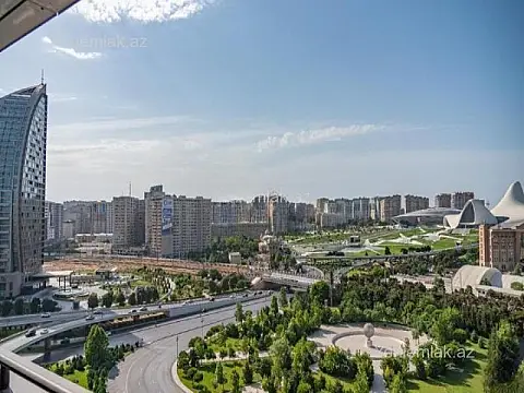 Satılır 4 otaqlı yeni tikili 163 m²