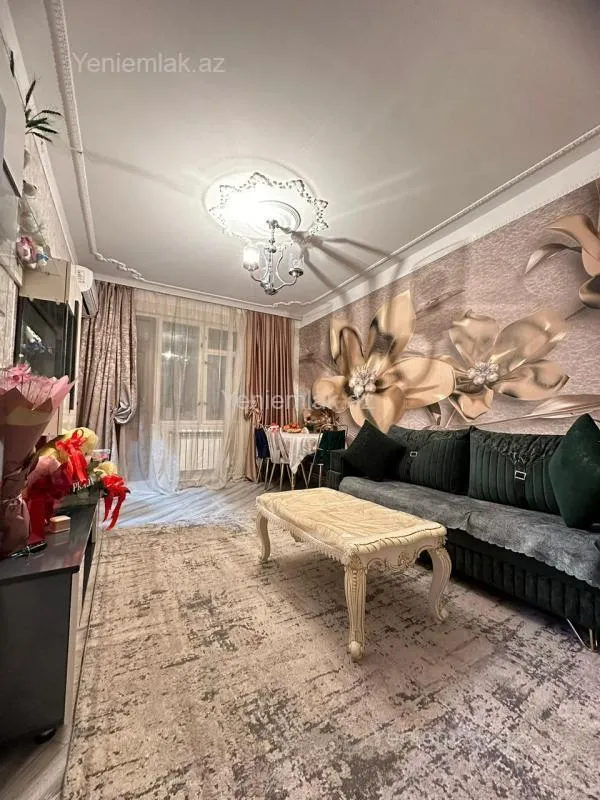 Satılır 2 otaqlı köhnə tikili 60 m²