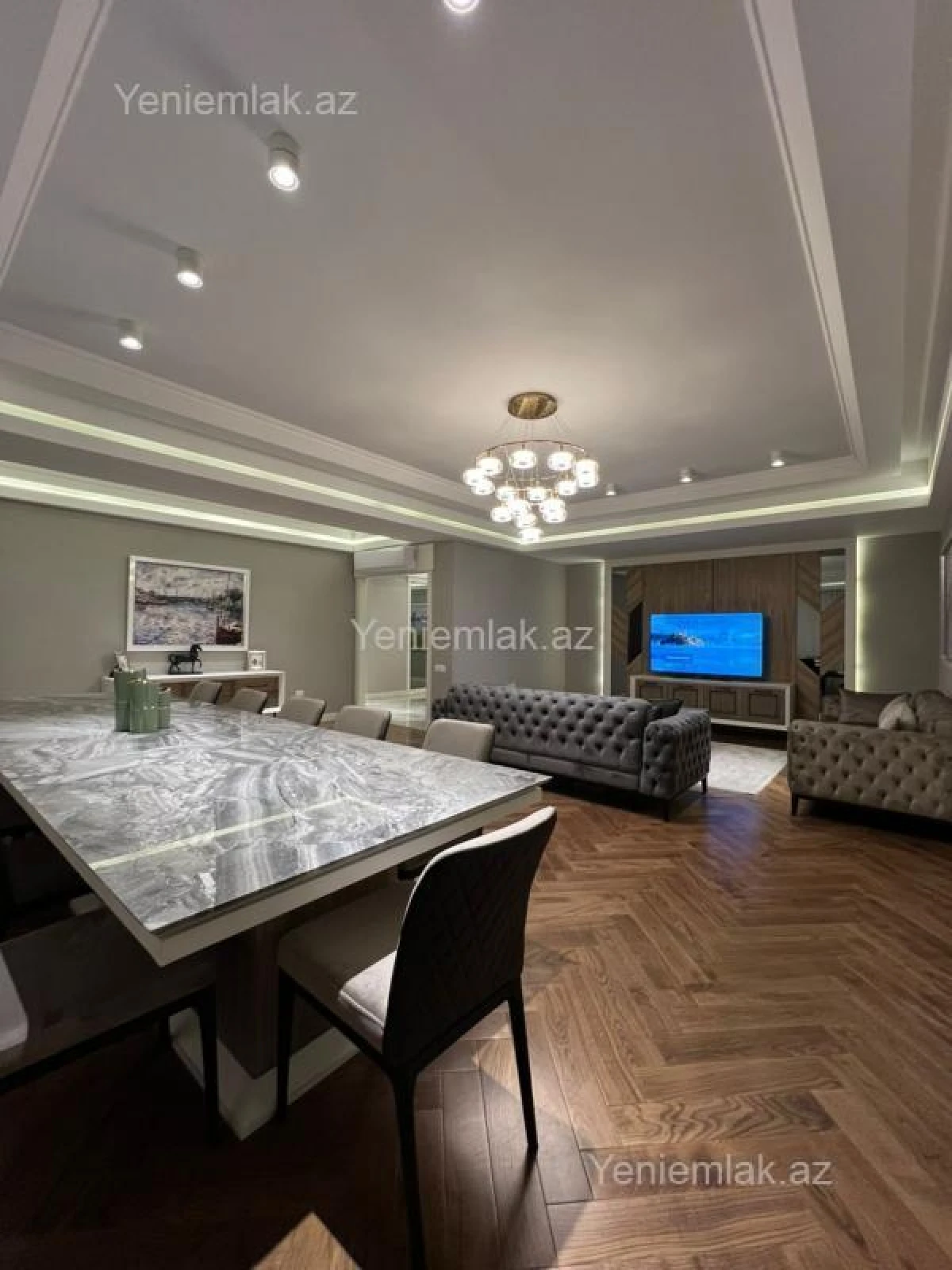 Satılır 4 otaqlı yeni tikili 225 m²