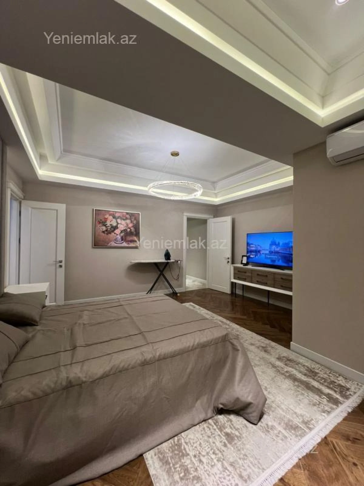 Satılır 4 otaqlı yeni tikili 225 m²