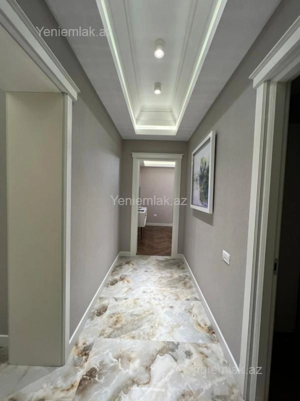 Satılır 4 otaqlı yeni tikili 225 m²