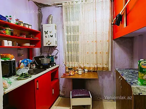 Satılır 1 otaqlı köhnə tikili 22 m²