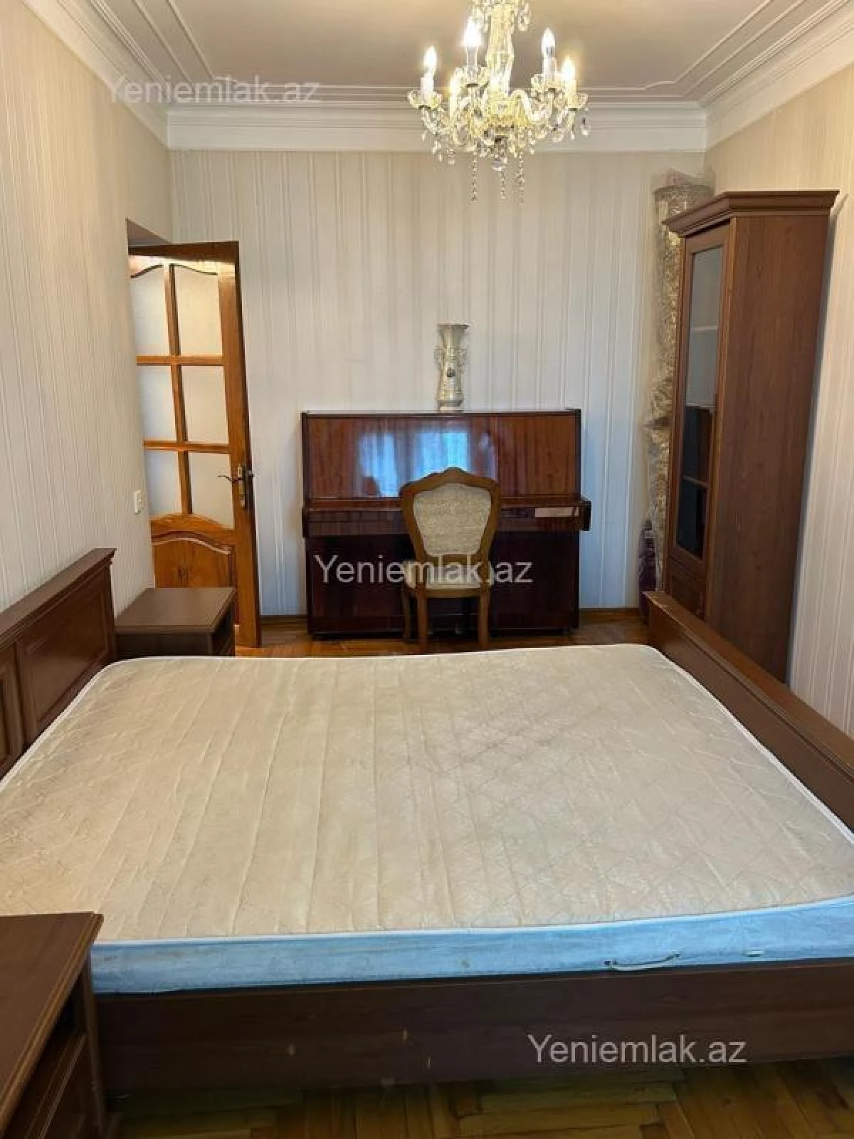 Satılır 3 otaqlı köhnə tikili 84 m²