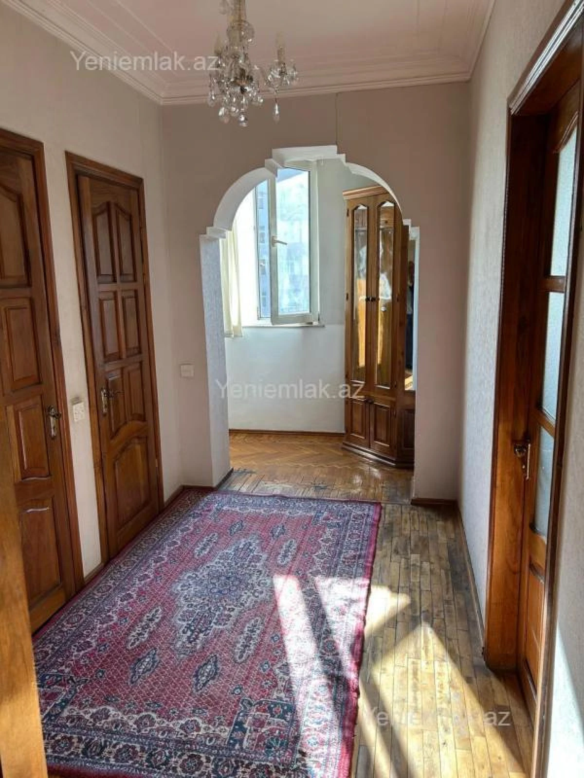 Satılır 3 otaqlı köhnə tikili 84 m²