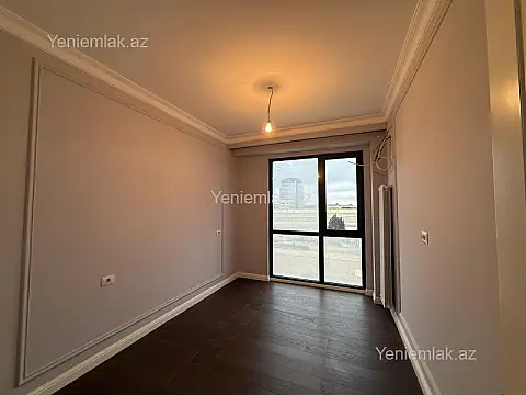Satılır 4 otaqlı yeni tikili 128 m²