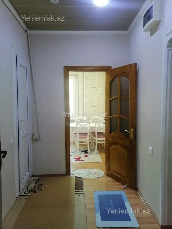 Satılır 2 otaqlı köhnə tikili 60 m²