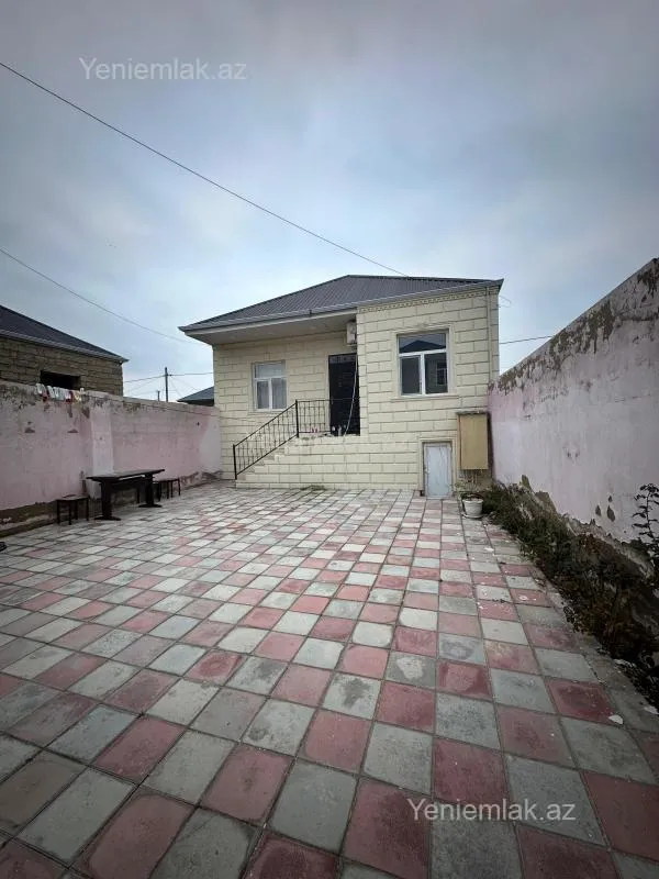 Satılır 3 otaqlı həyət evi 90 m²