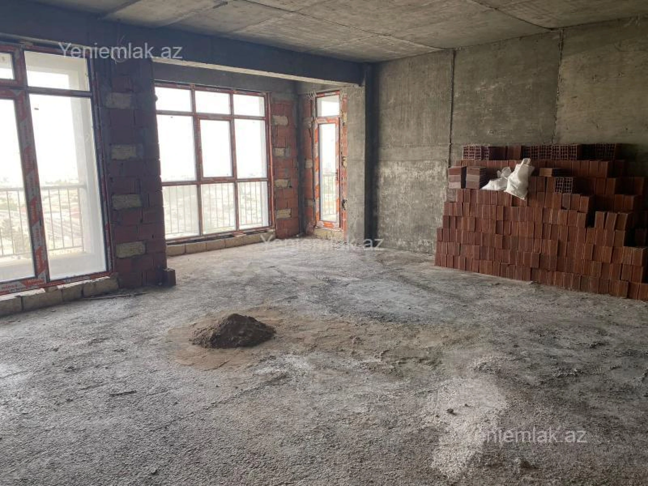 Satılır 2 otaqlı yeni tikili 109 m²