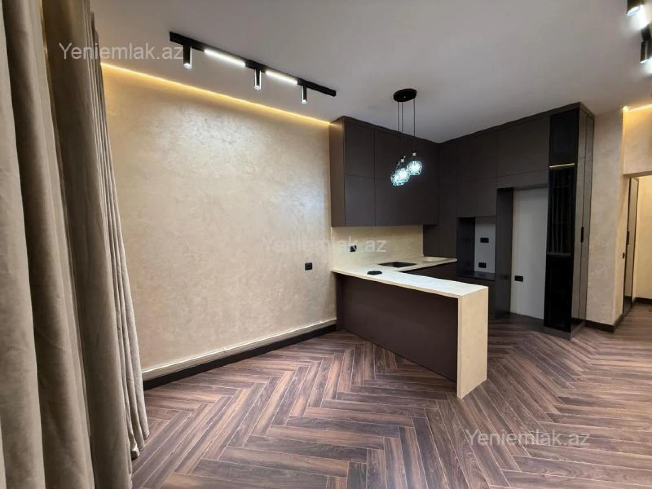 Satılır 2 otaqlı yeni tikili 69 m²