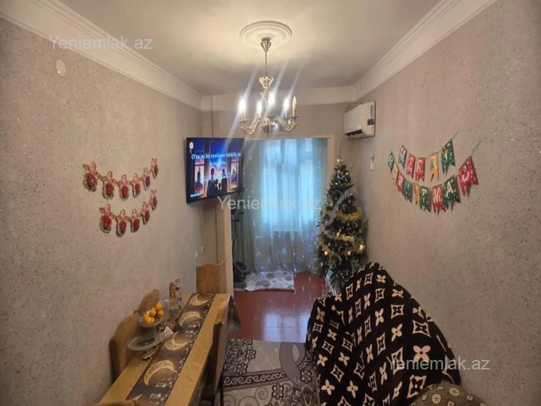 Satılır 3 otaqlı köhnə tikili 85 m²