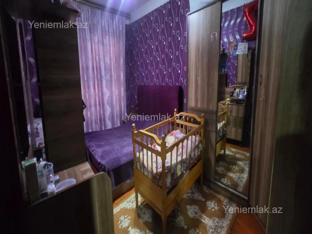 Satılır 3 otaqlı köhnə tikili 85 m²