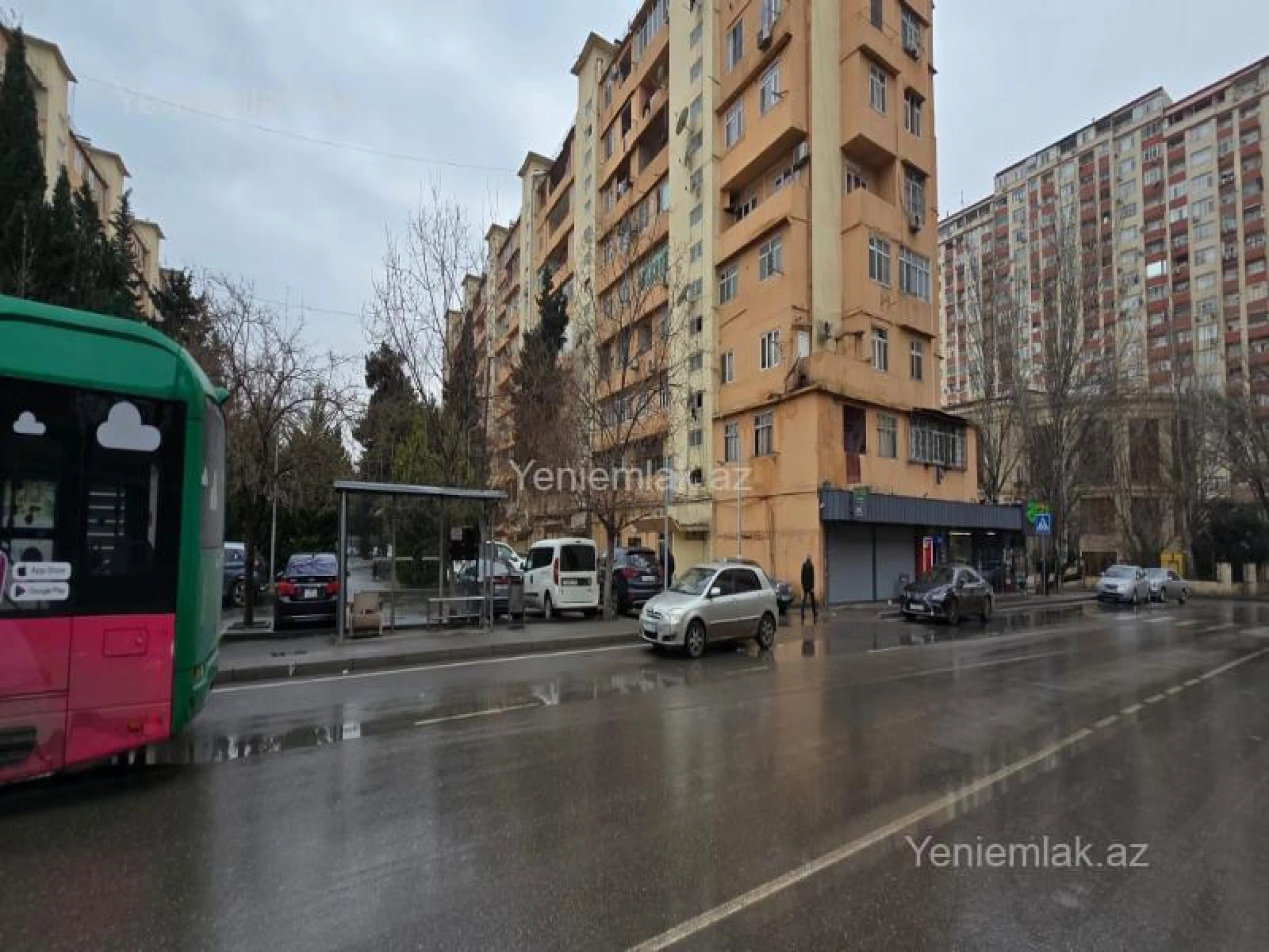 Satılır 3 otaqlı köhnə tikili 85 m²