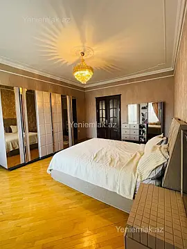 Satılır 4 otaqlı yeni tikili 140 m²