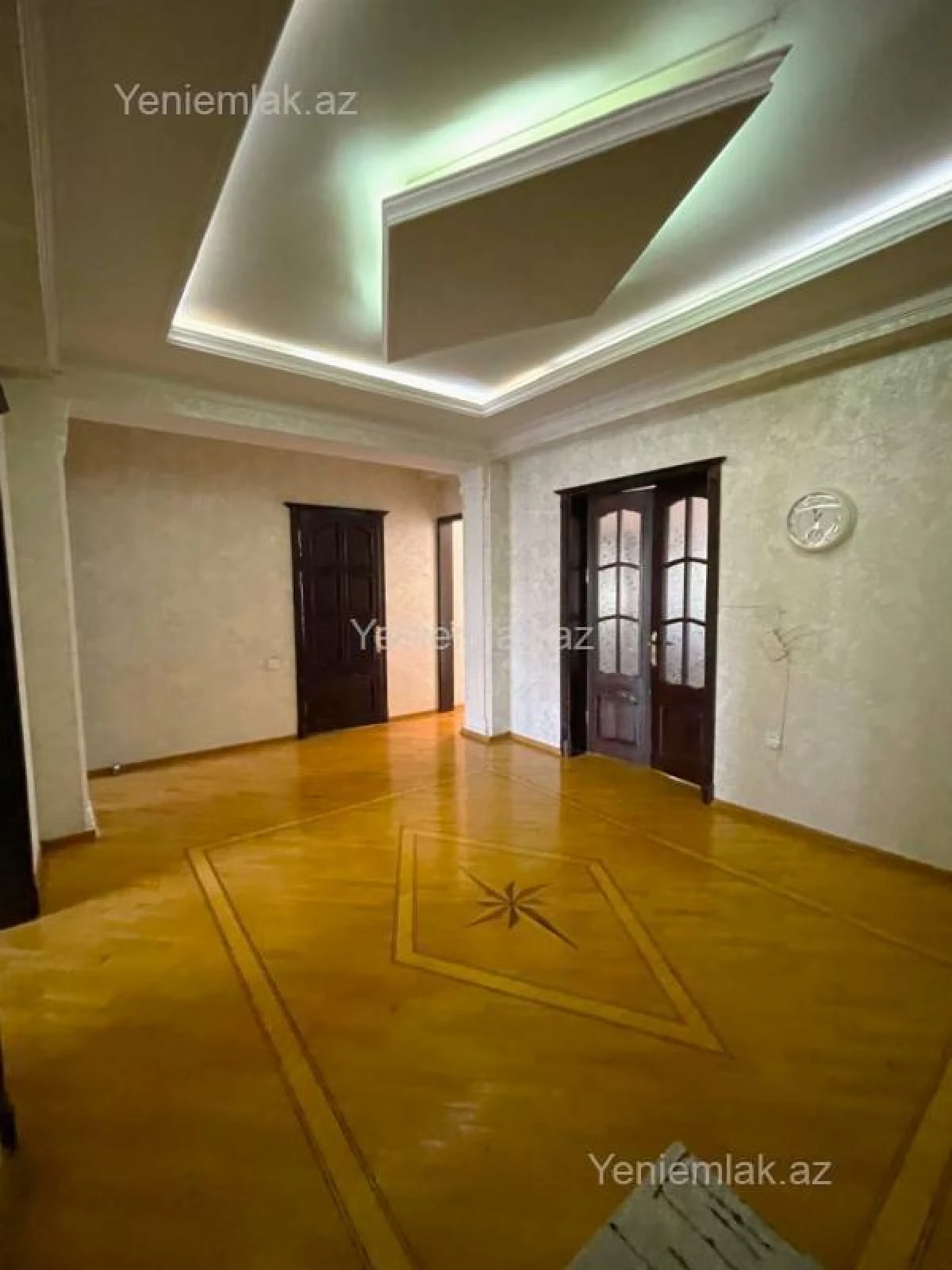 Satılır 4 otaqlı yeni tikili 140 m²