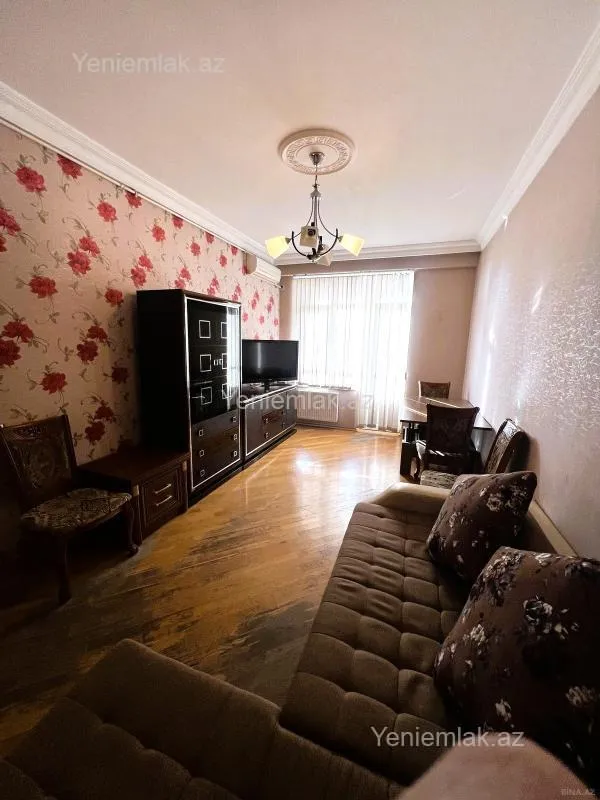 Satılır 2 otaqlı yeni tikili 73 m²