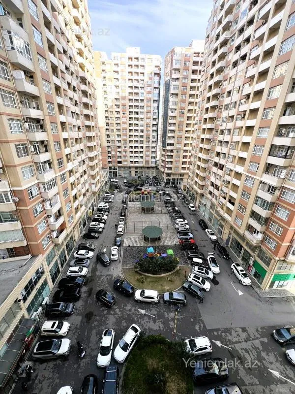 Satılır 2 otaqlı yeni tikili 73 m²