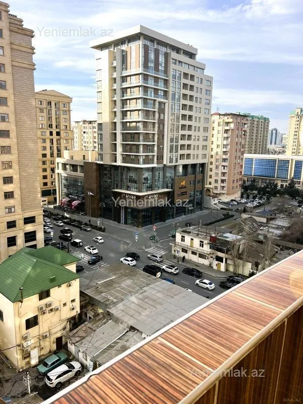 Satılır 2 otaqlı yeni tikili 73 m²