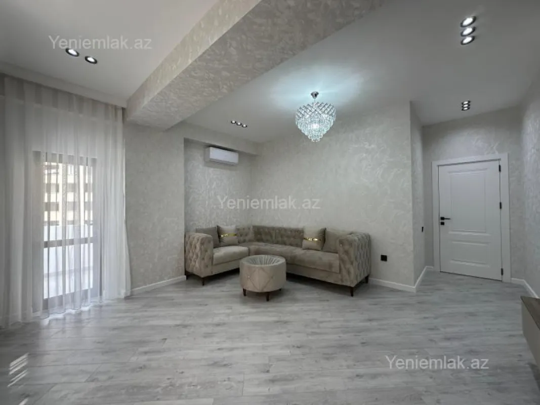 Satılır 3 otaqlı yeni tikili 107 m²