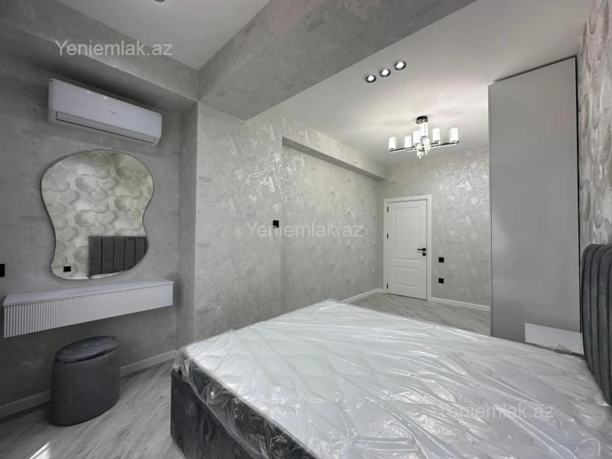 Satılır 3 otaqlı yeni tikili 107 m²